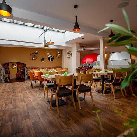 Apartmany Pisek ภายนอก รูปภาพ